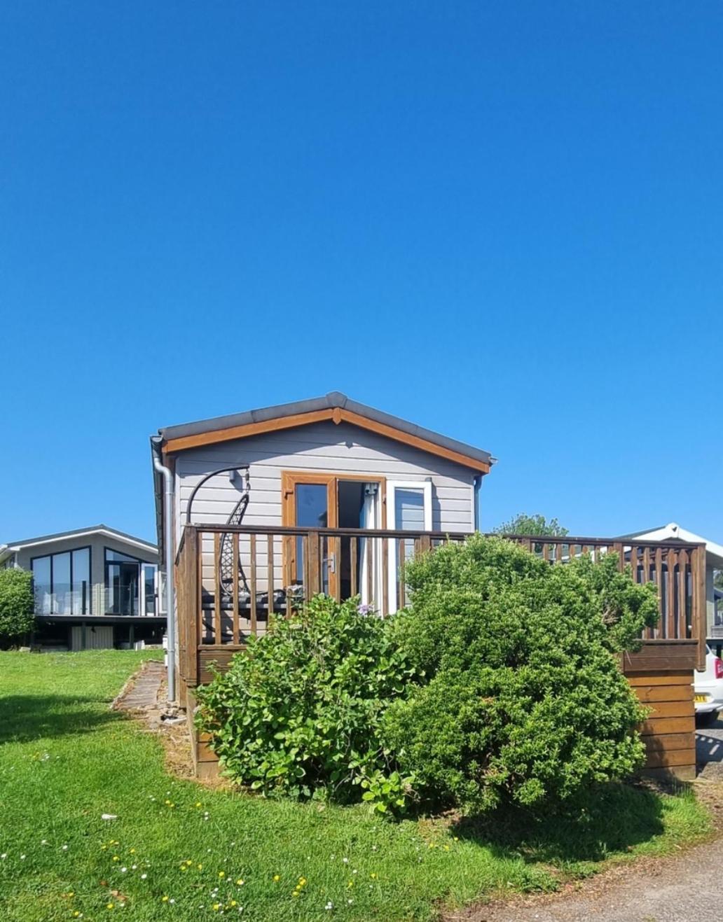42 Pine & Sea Views *